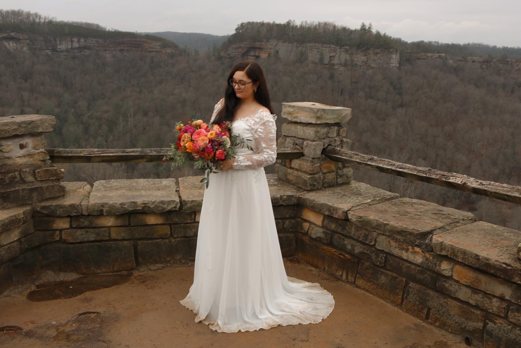 affordable plus size wedding dress under 500