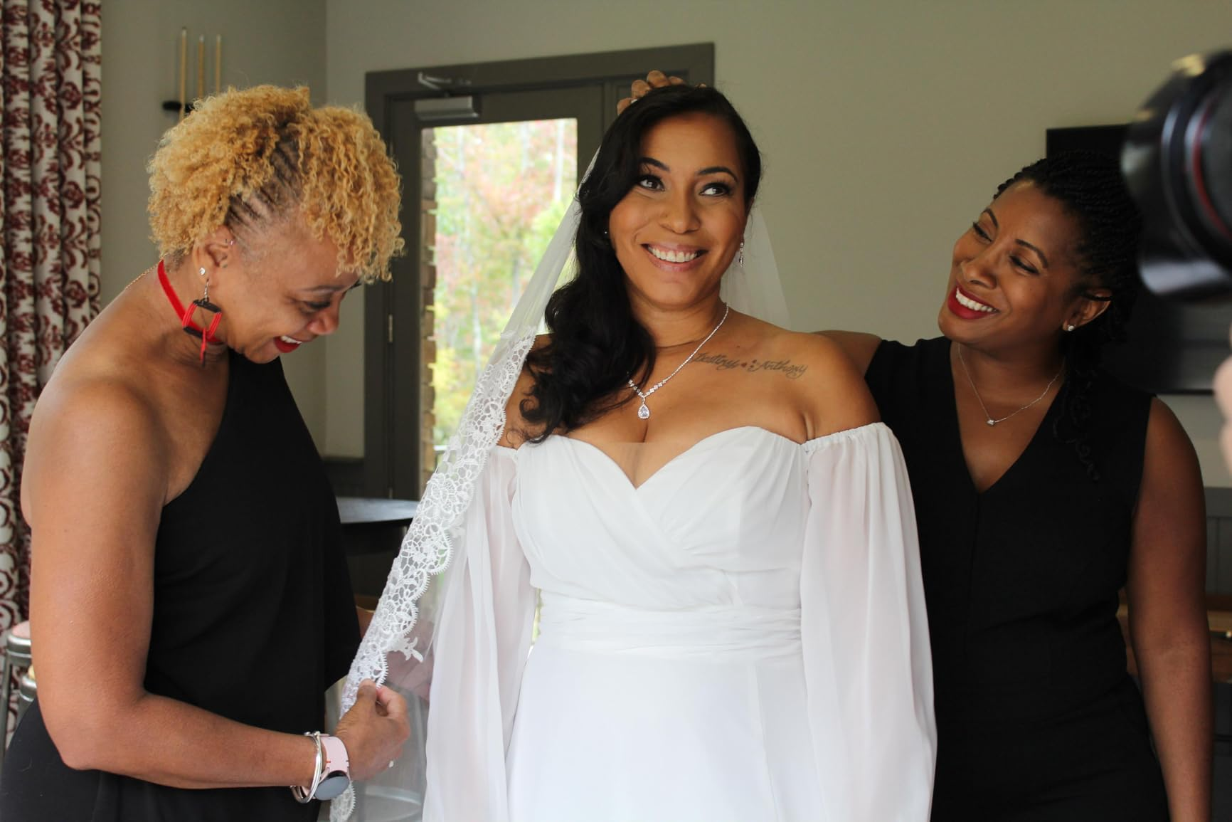 big bust wedding dresses