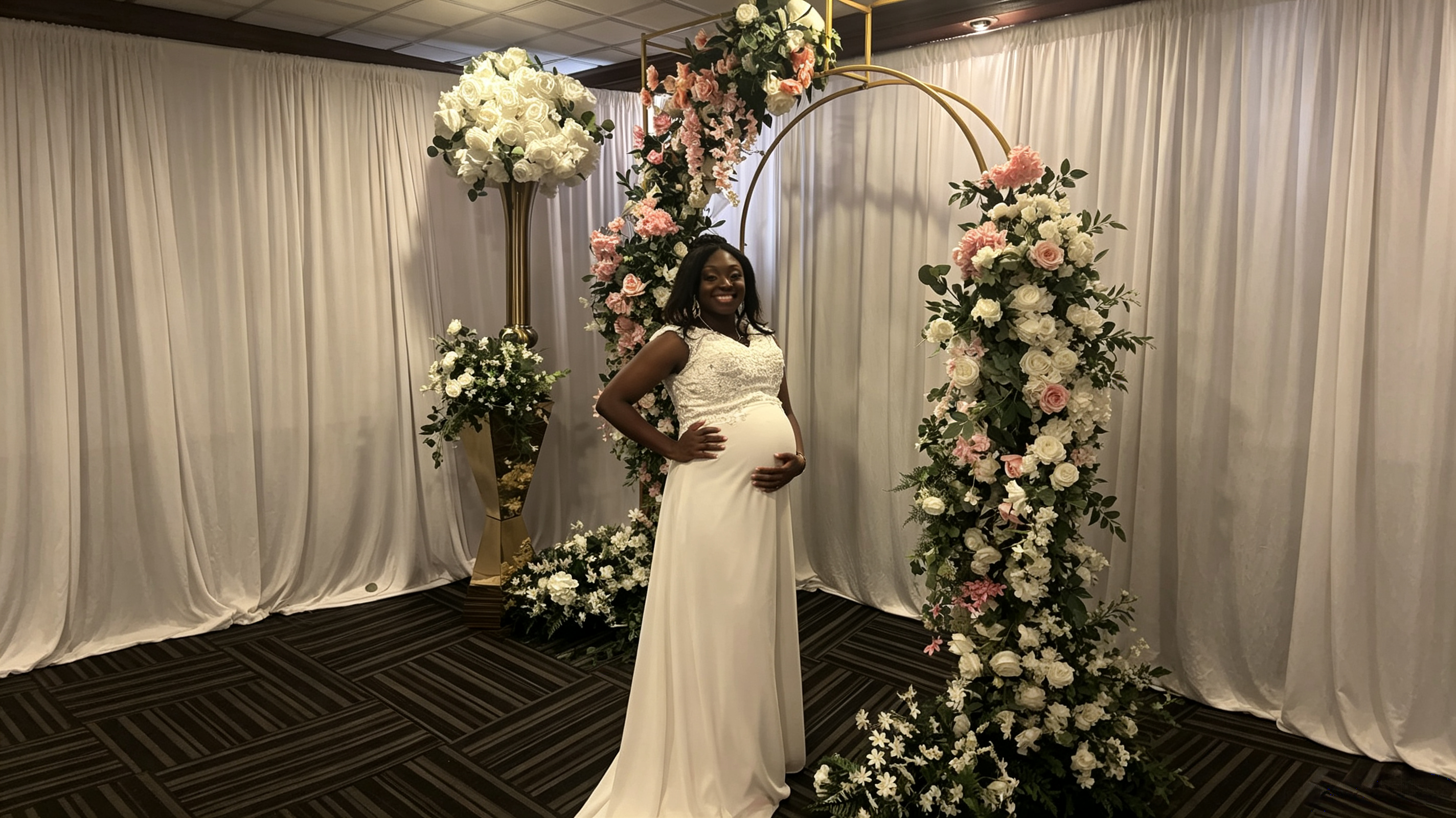 pregnant wedding dress