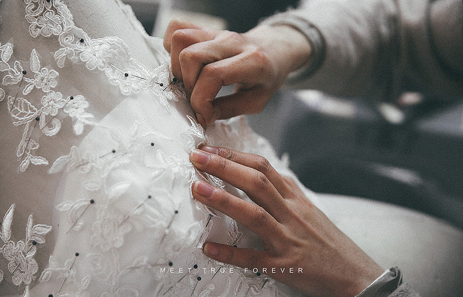 wedding dresses factory China